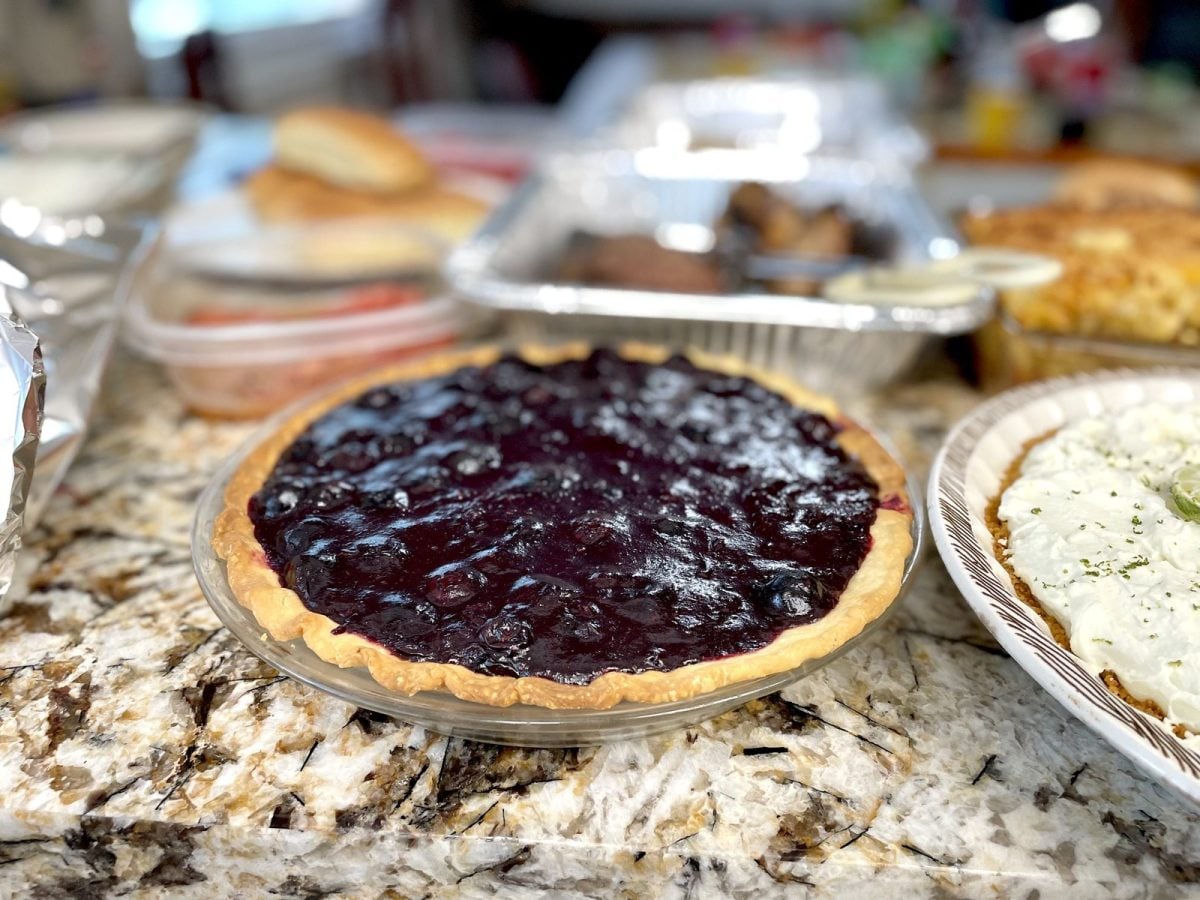 31 Memorial Day Desserts That Won’t Melt, Smush, or Disappoint a Hungry Backyard | HomeViable