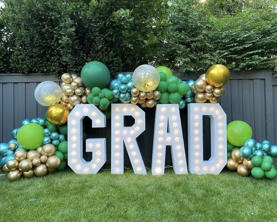Backyard Graduation Party Ideas