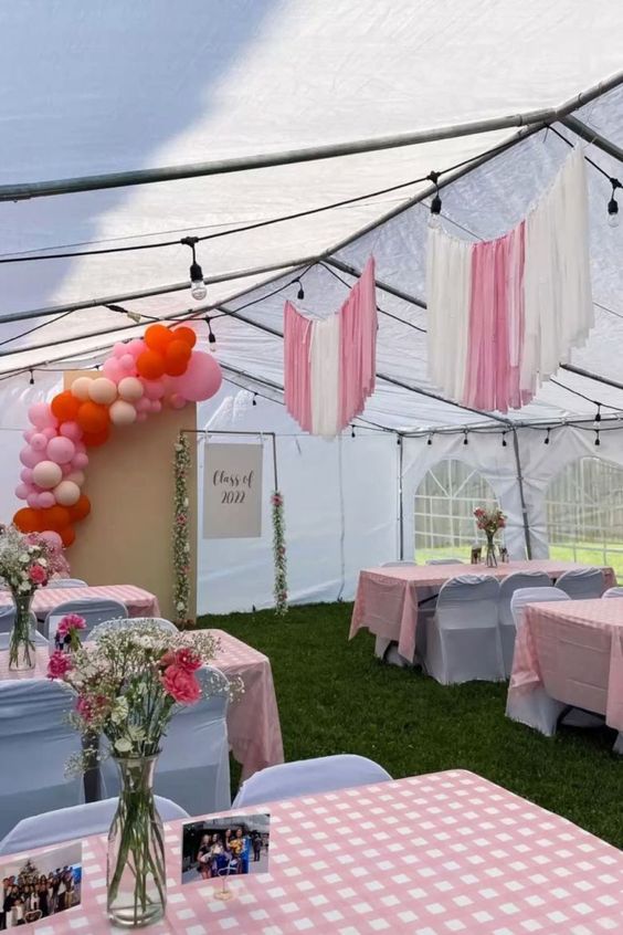 Backyard Graduation Party Ideas